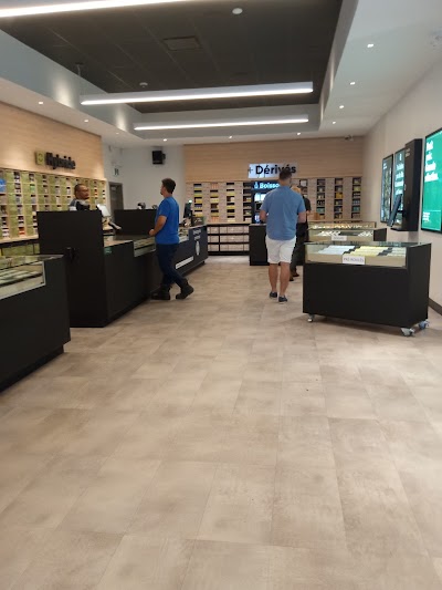 SQDC - Laval - Chomedey