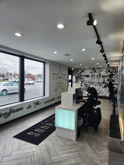 Star Buds Cannabis Dispensary Burbank