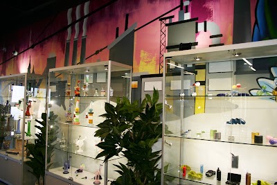 Stash & Co. - Oshawa