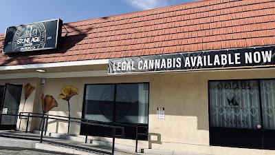 Stone Age Farmacy San Pedro