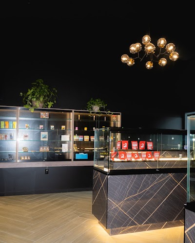 Strains For Life Powered by Indoor