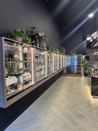 Strains For Life Powered by Indoor