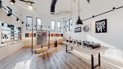 The Artist Tree Los Angeles Dispensary