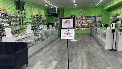 The Holistic Hub THC & CBD