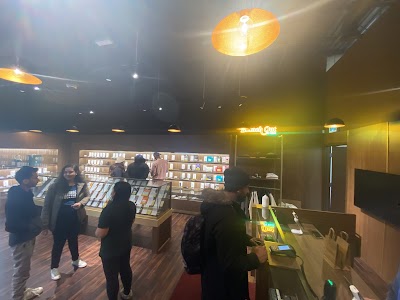 The Woods Cannabis - Mississauga