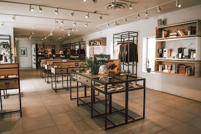 Tokyo Smoke Cannabis | Nicotine Vapes | Brandon Victoria