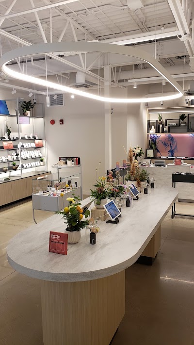 Tokyo Smoke Cannabis | Nicotine Vapes | Winnipeg Crestview