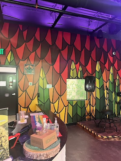 Tree House Craft Cannabis Dispensary Pepperell