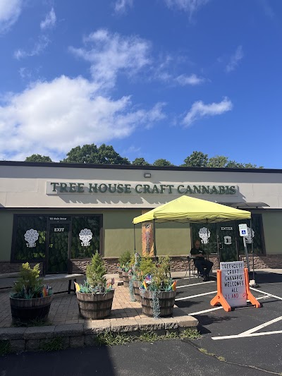 Tree House Craft Cannabis Dispensary Pepperell