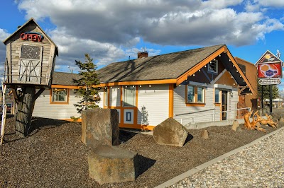 TreeHouse Club Cannabis Weed Dispensary