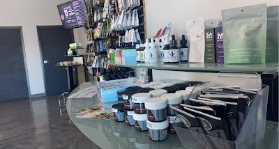 Twisted Roo Dispensary - Moore