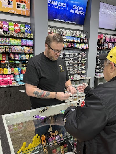 Uniq Cannabis Weed Dispensary Monroe