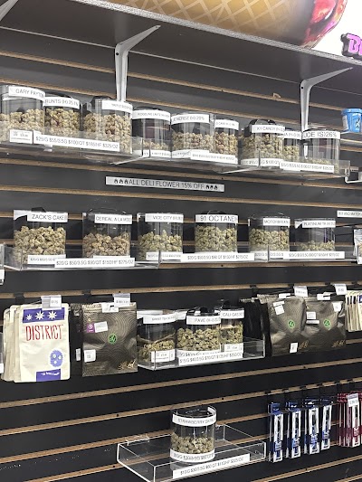 UpNSmoke LLC Eastern Market