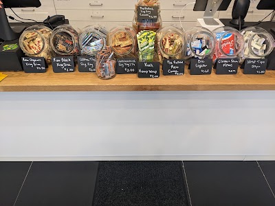 Weedjar | Oakwood Village | Cannabis Store