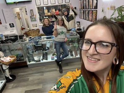 White Atmoss Recreational Cannabis Dispensary