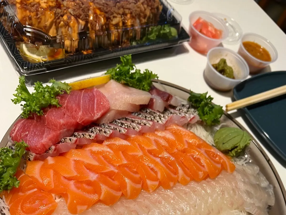 브로드 회센터 Broad Seafood Center photo 3