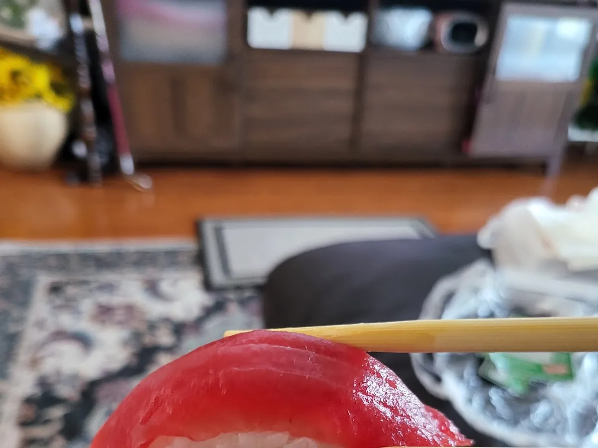 브로드 회센터 Broad Seafood Center photo 4