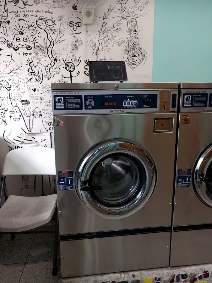 10th Street Laundromat photo 4