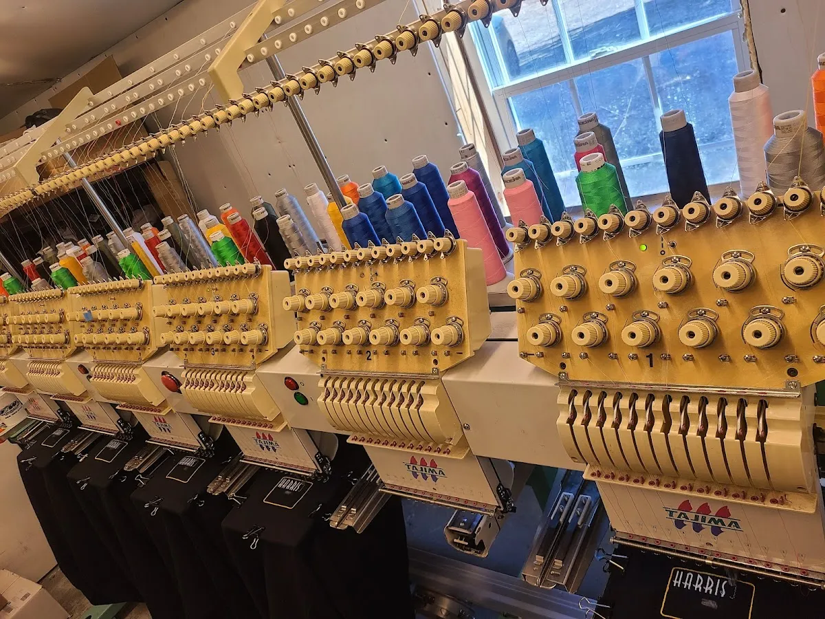 40 Embroidery & Designs LLC