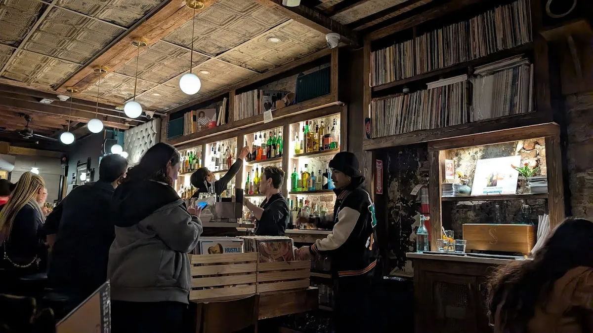 48 Record Bar photo 2