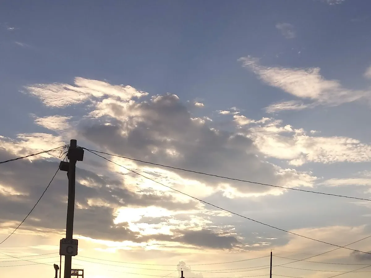 4-98 Federal St Parking