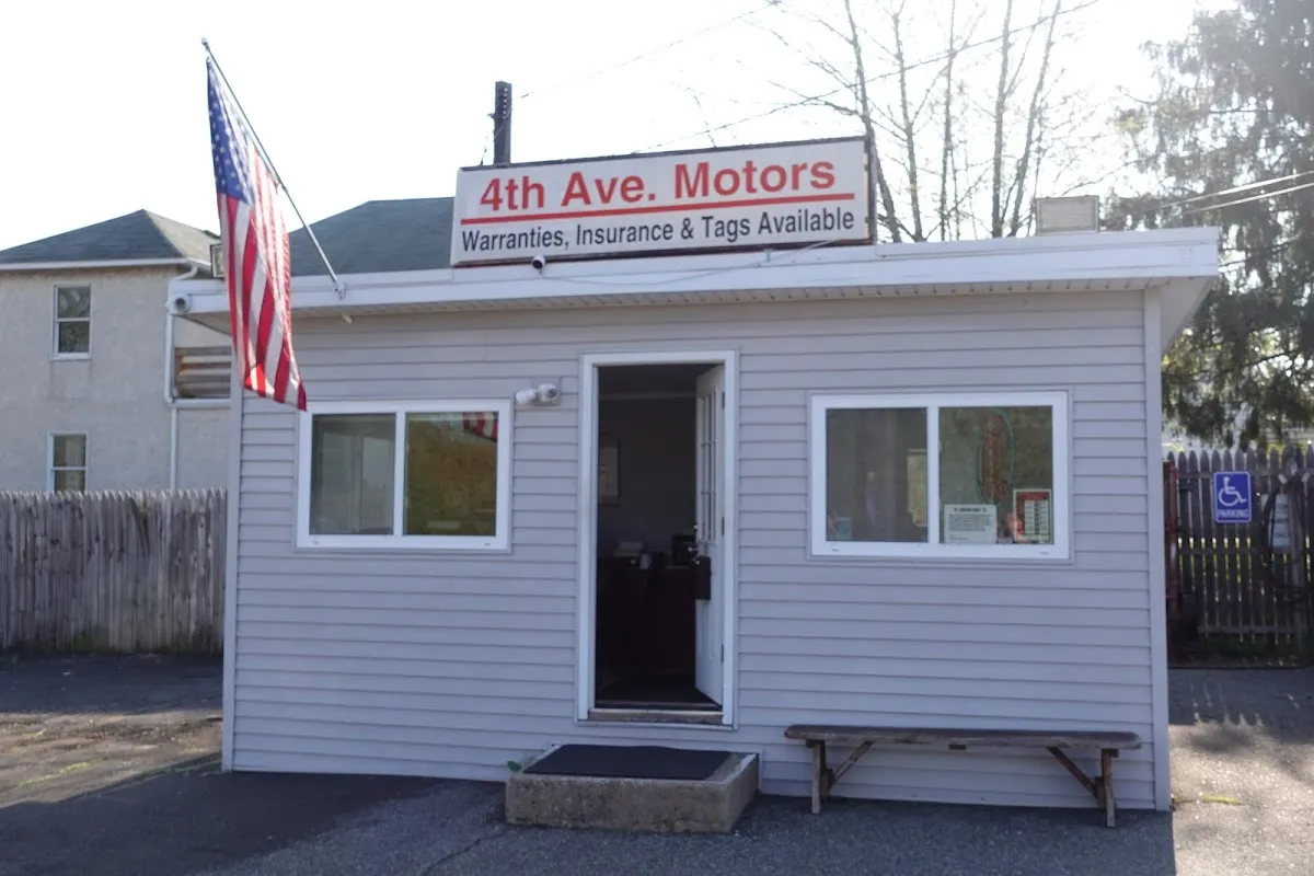 4th Avenue Motors photo 3
