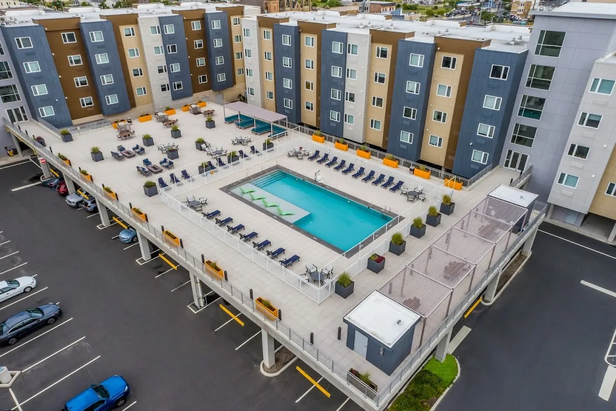 600 NoBe at North Beach