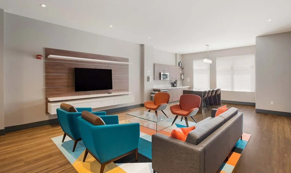 600 NoBe at North Beach photo 2