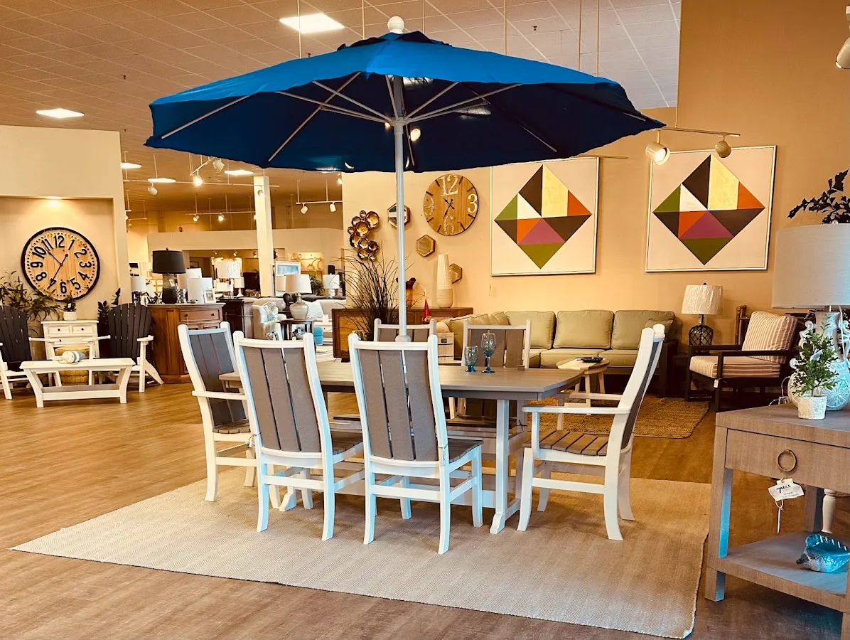 7 Mile Design/Surfsidecasual furniture