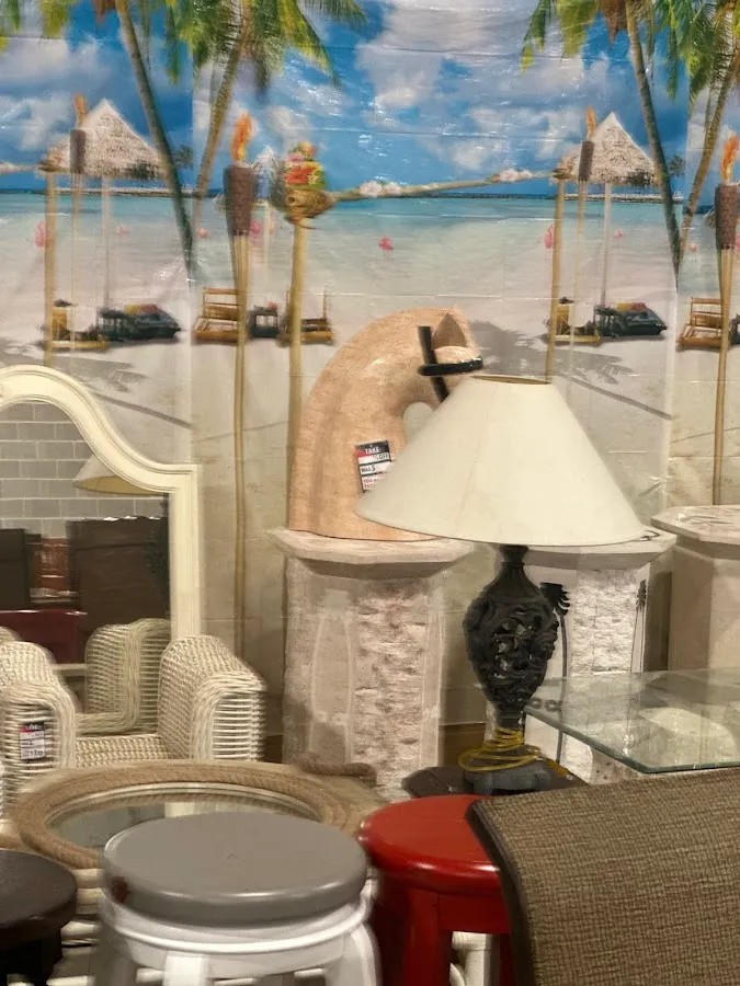 7 Mile Design/Surfsidecasual furniture photo 2