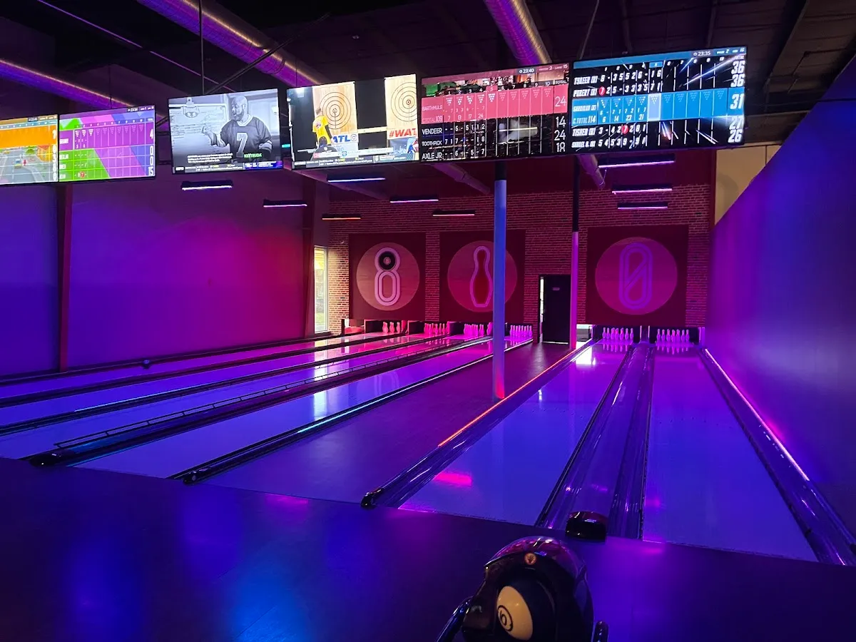 810 Billiards & Bowling - Vineland