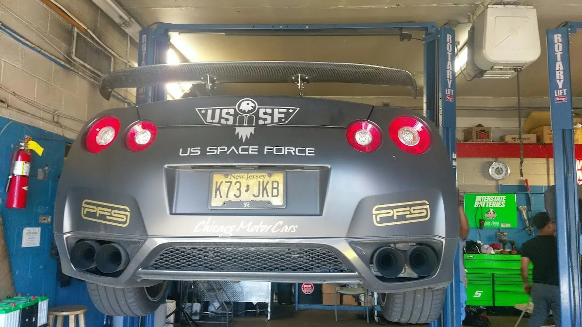 A J AUTO SERVICE LLC