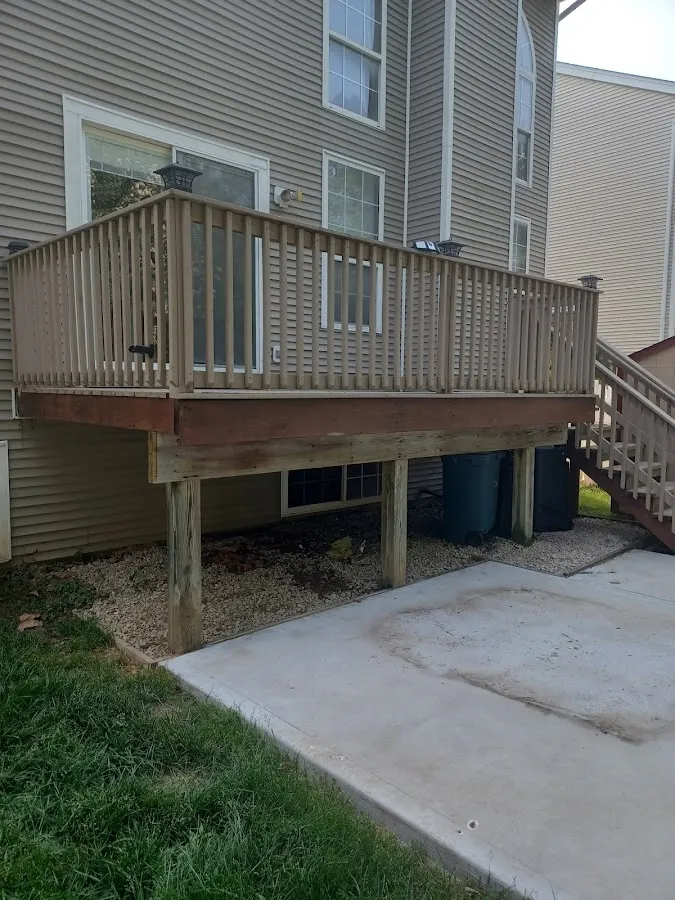 A Step Above Deck's & Construction photo 4
