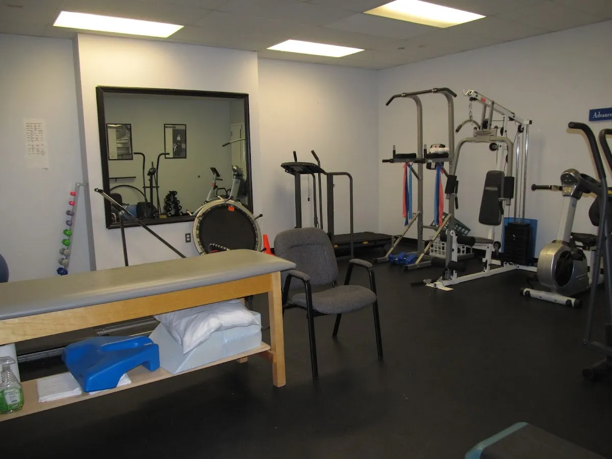 Advance Spine and Pain Physical Therapy photo 2