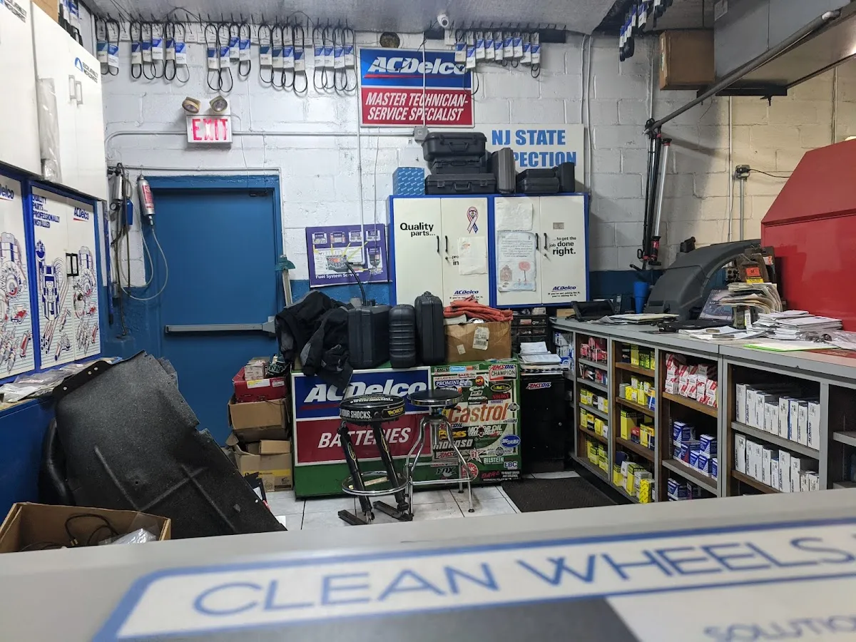 Age’s Auto llc photo 2