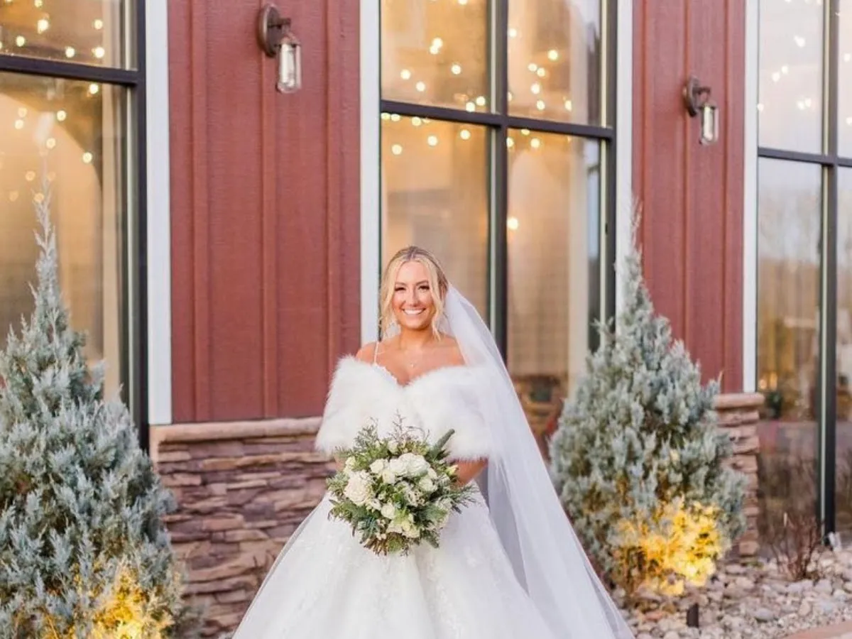 Airbrushed by Alyssa Renee - Airbrushed B A R Spray Tan Studio