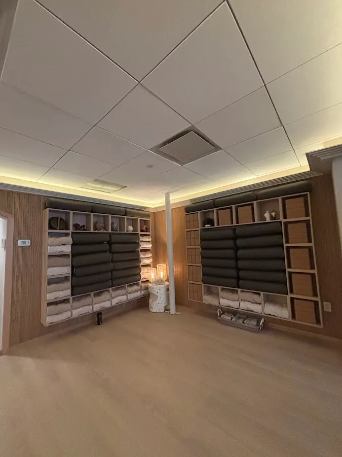 akindyogi studio photo 2