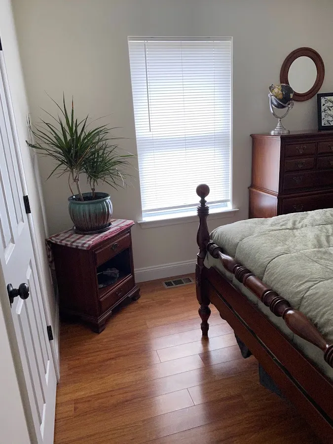 Alice Cane, Real Estate Professional photo 2