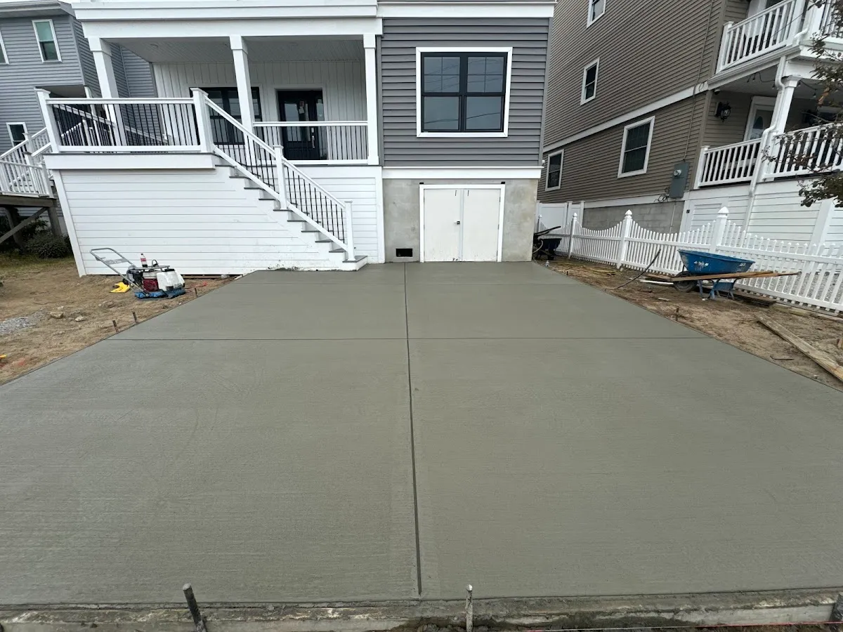 Alliano Landscaping LLC