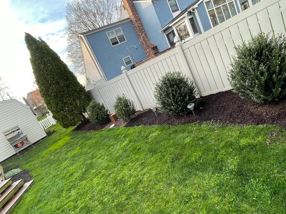 AllYearAroundLawnLLC