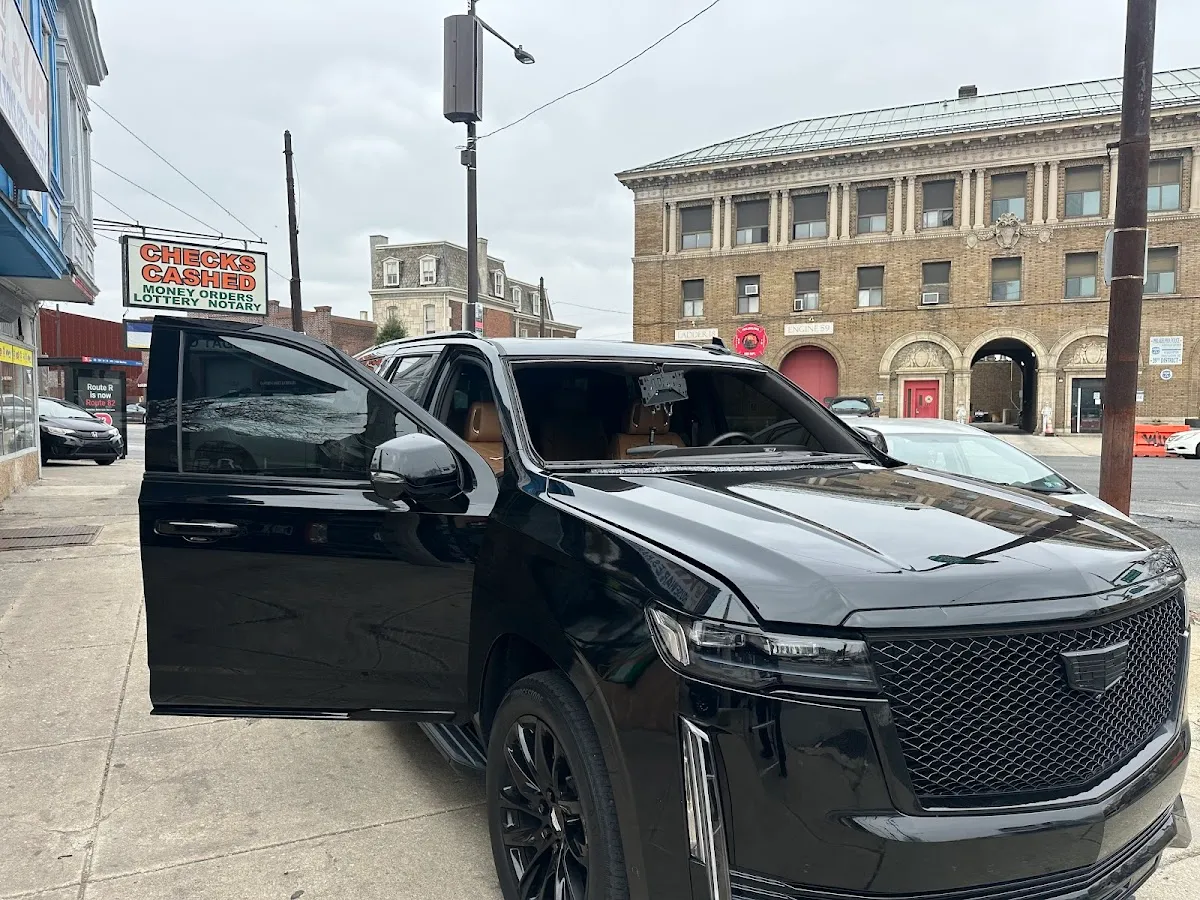 A&M Autoglass LLC photo 2