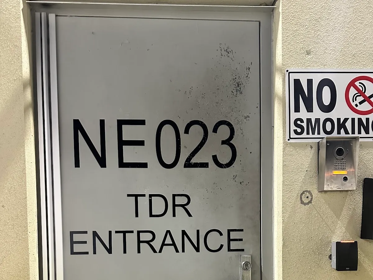 Amazon Locker - Nevado photo 4