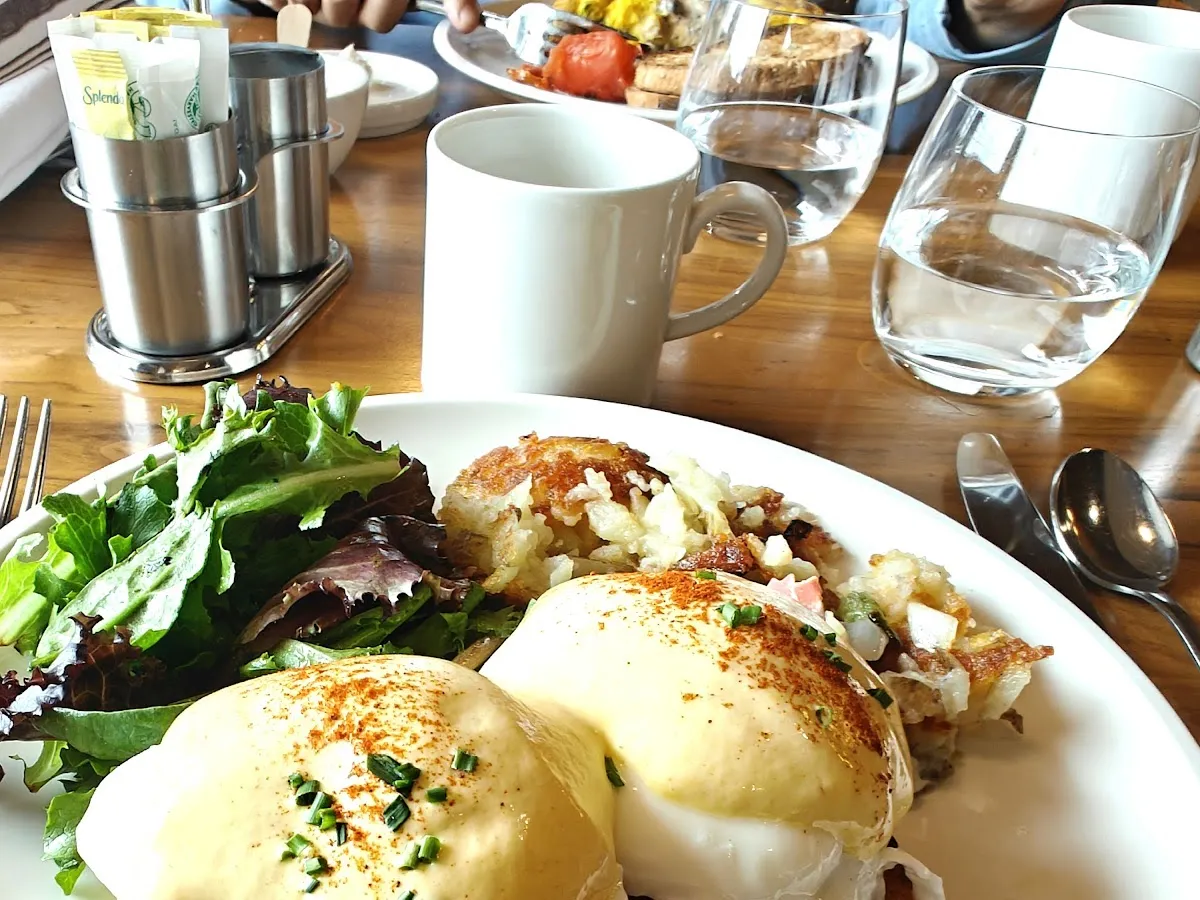 Americana Kitchen & Bar photo 3