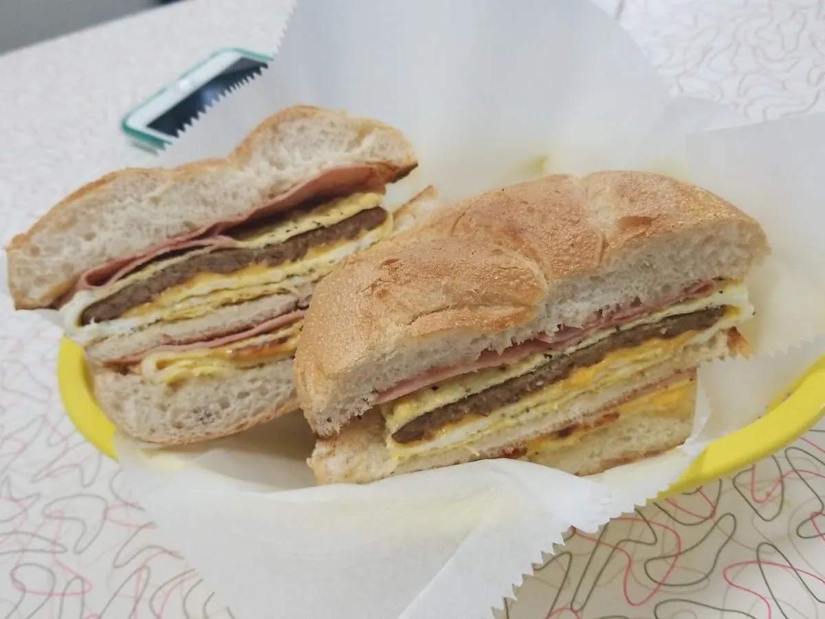 ANDERSON BAGEL & DELI photo 5