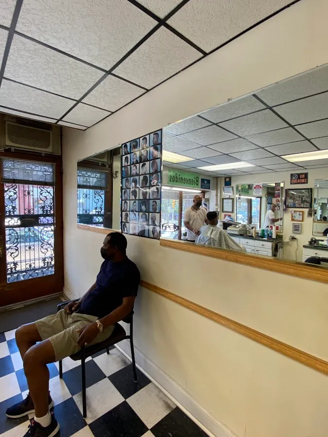 Andre's Barber Shop photo 3