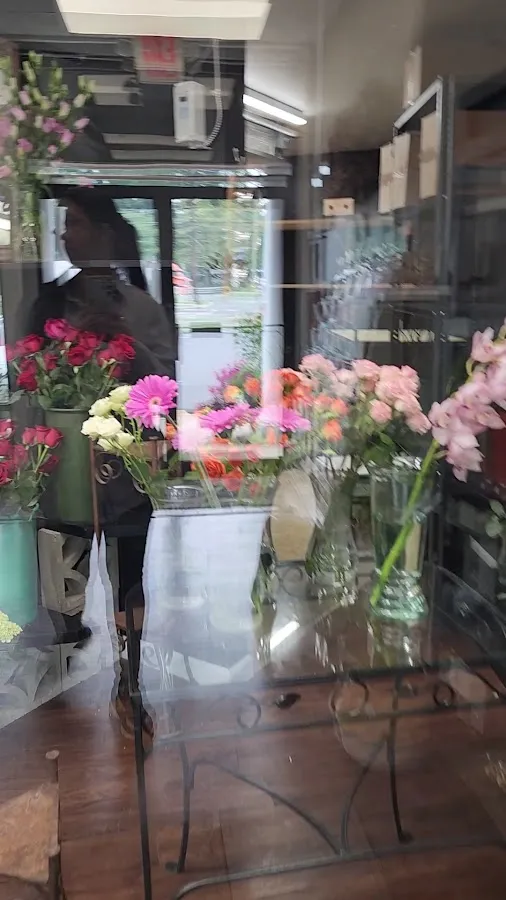 Angelone's Florist & Flower Delivery photo 2