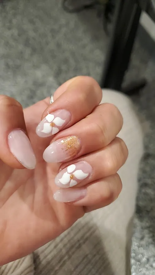 Annie's Nails photo 2