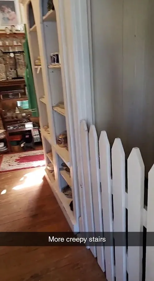 Antiques At 9 South Main photo 3