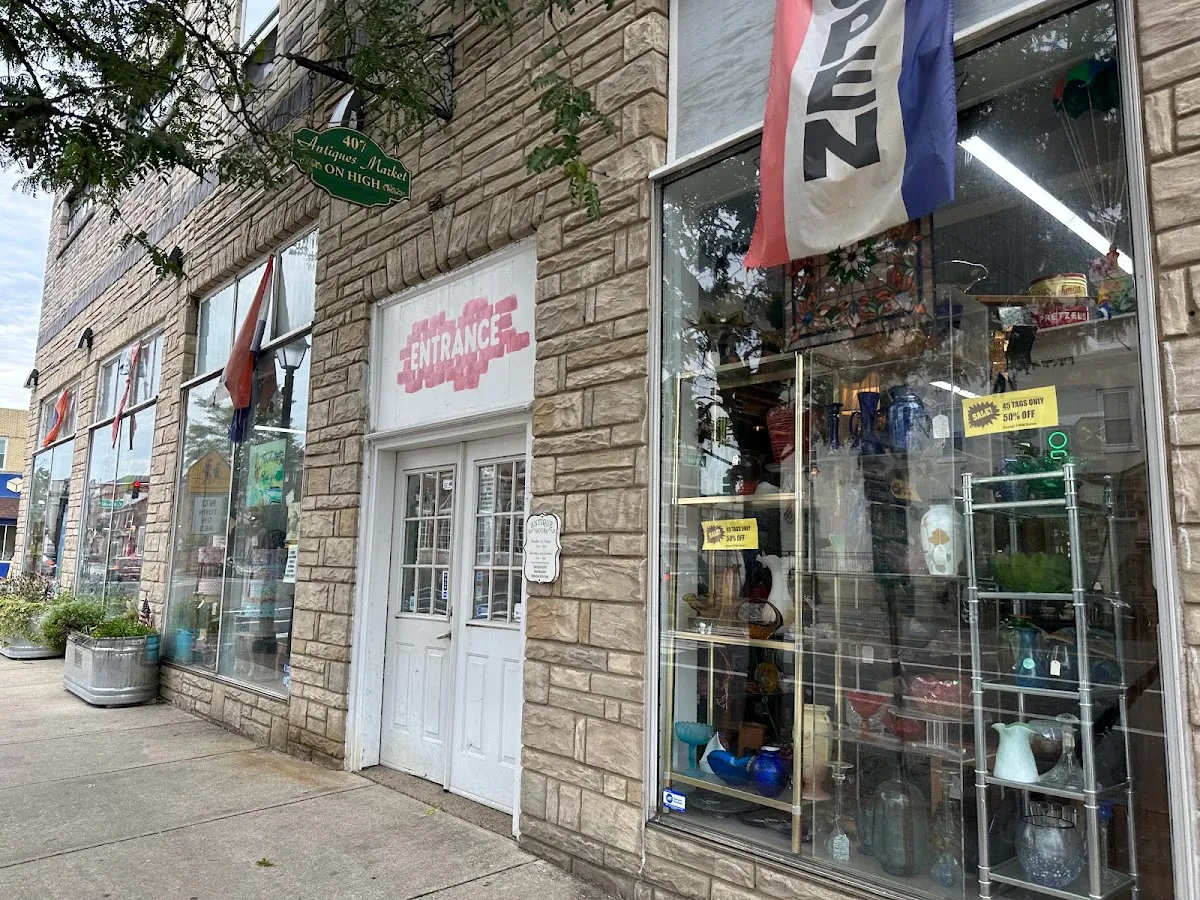 Antiques Market On High