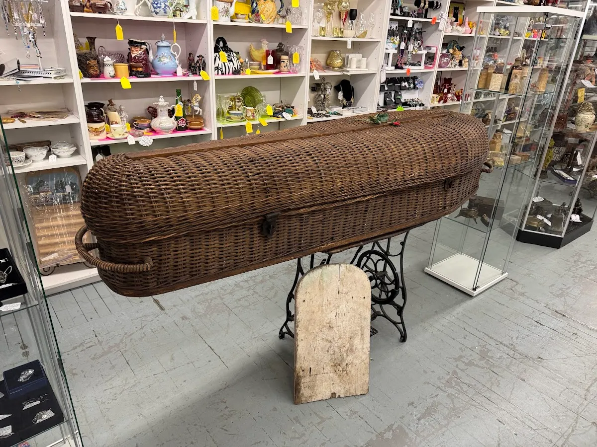 Antiques Trading Post Antique Mall photo 3